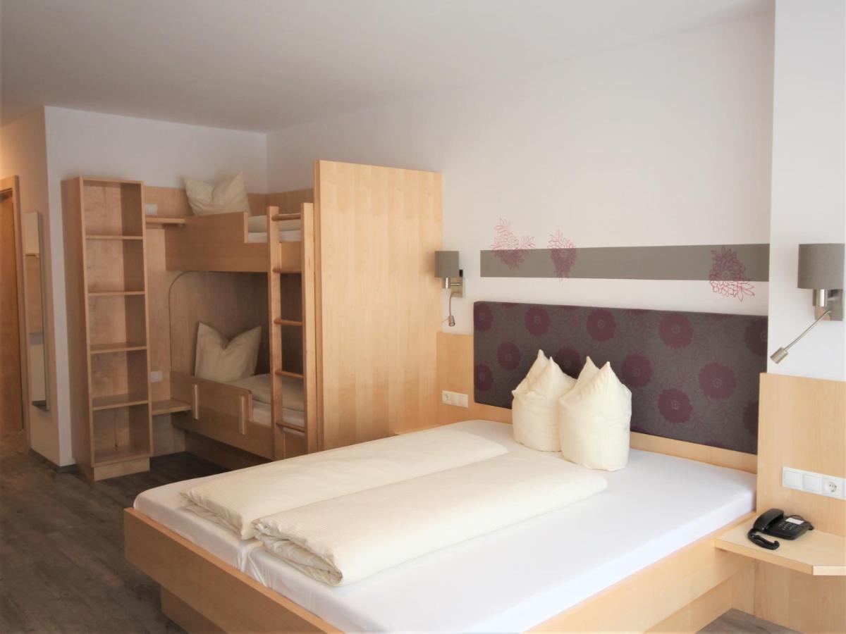 Kinderhotel Stefan Wenns Exterior photo