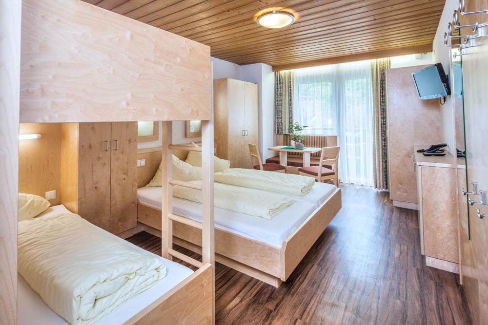 Kinderhotel Stefan Wenns Exterior photo